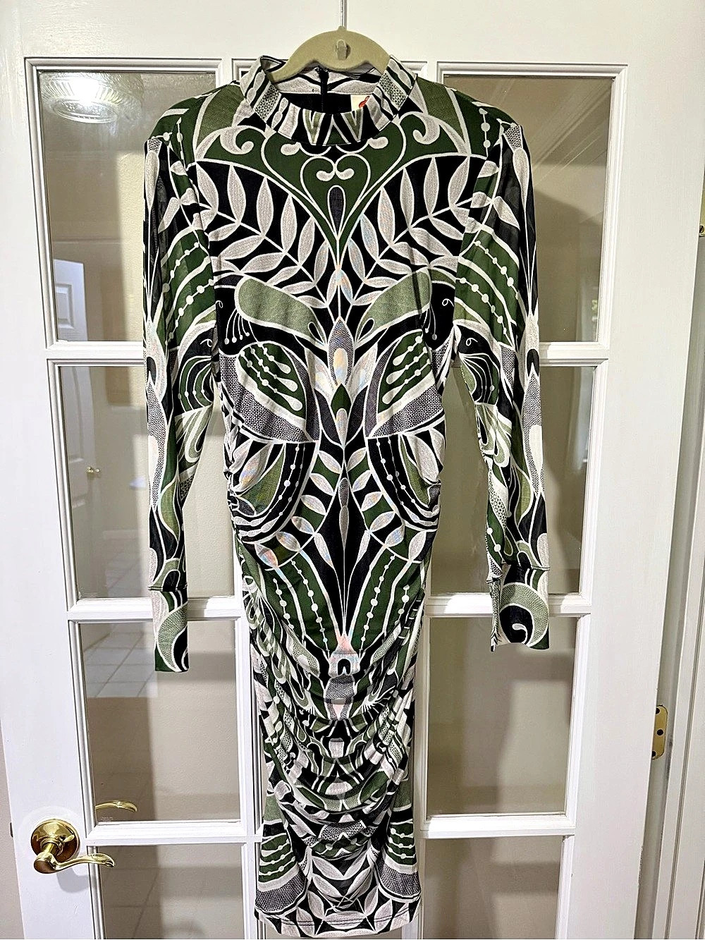 Farm Rio Lace Nature Black Dress Midi in Green & Black Size Large